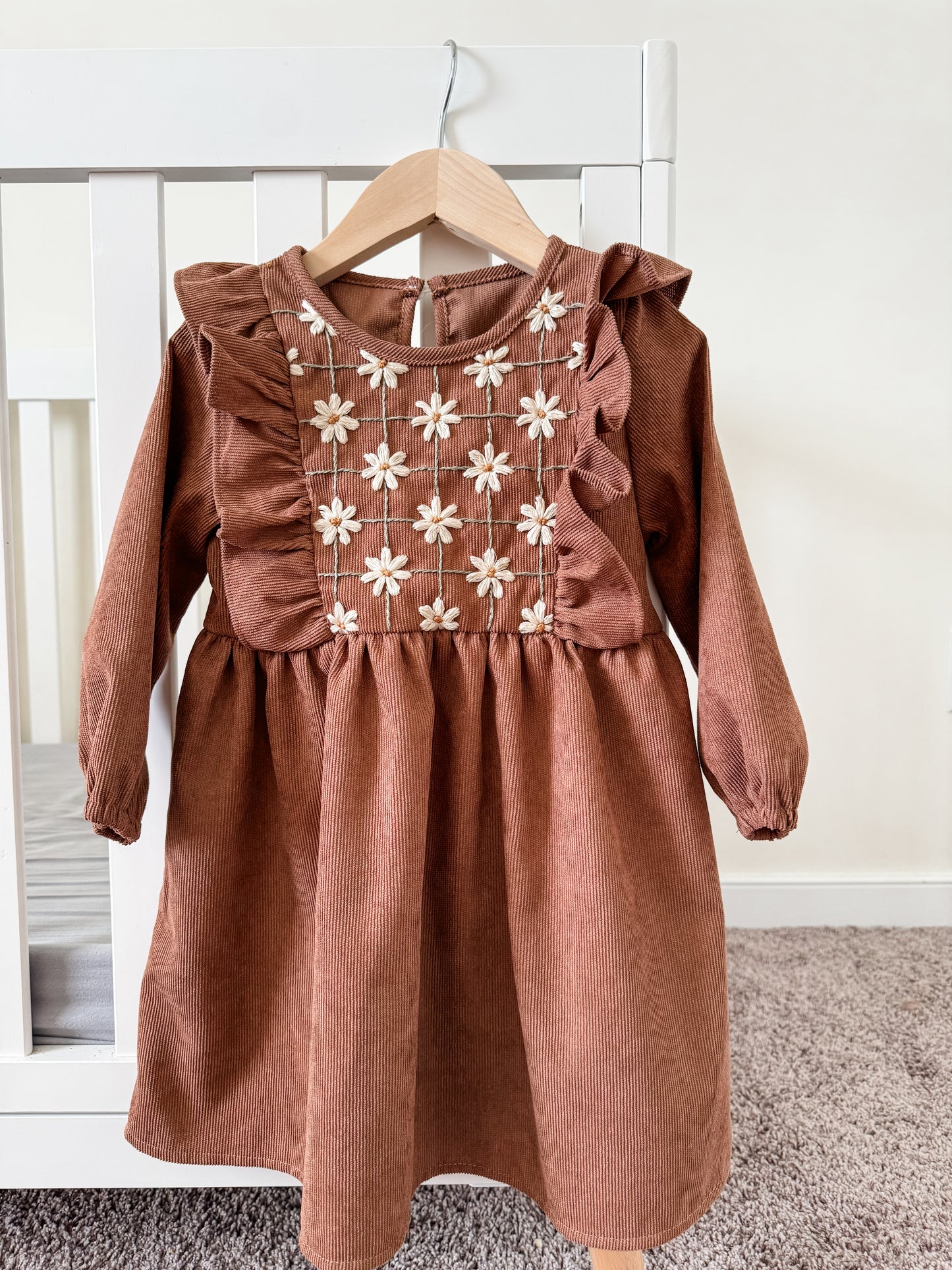 Daisy Lattice PDF Embroidery Pattern