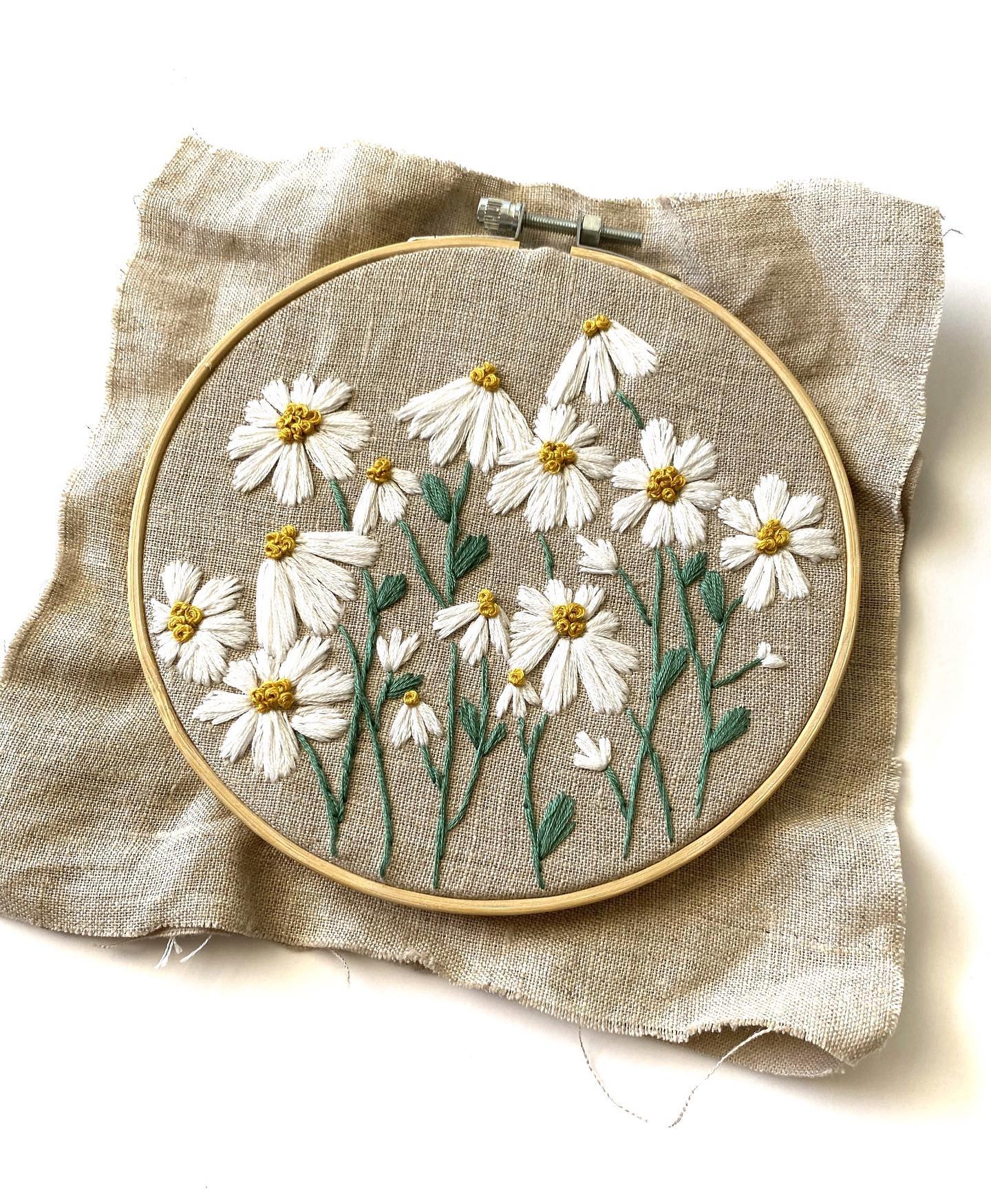 Wild Daisies Embroidery Kit