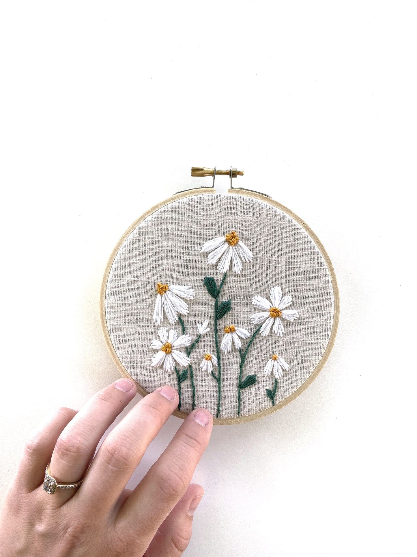 Little Daisies Embroidery Kit