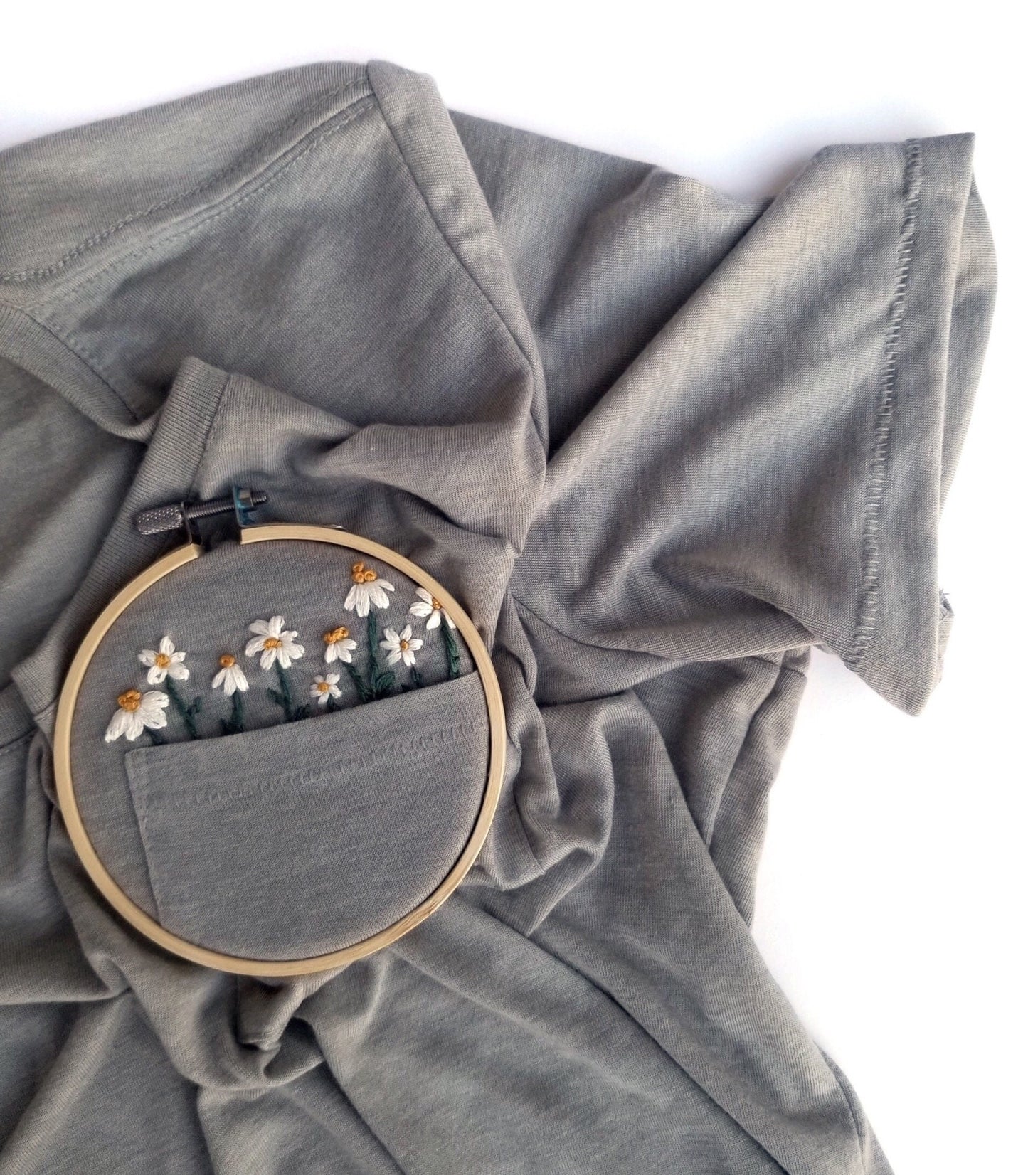 Pocket Full of Daisies PDF Embroidery Pattern