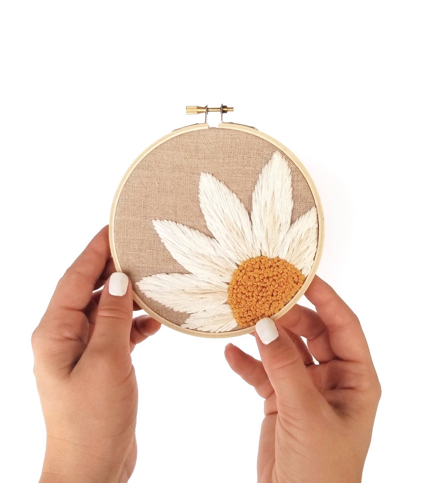 Daisy Petals Embroidery Kit