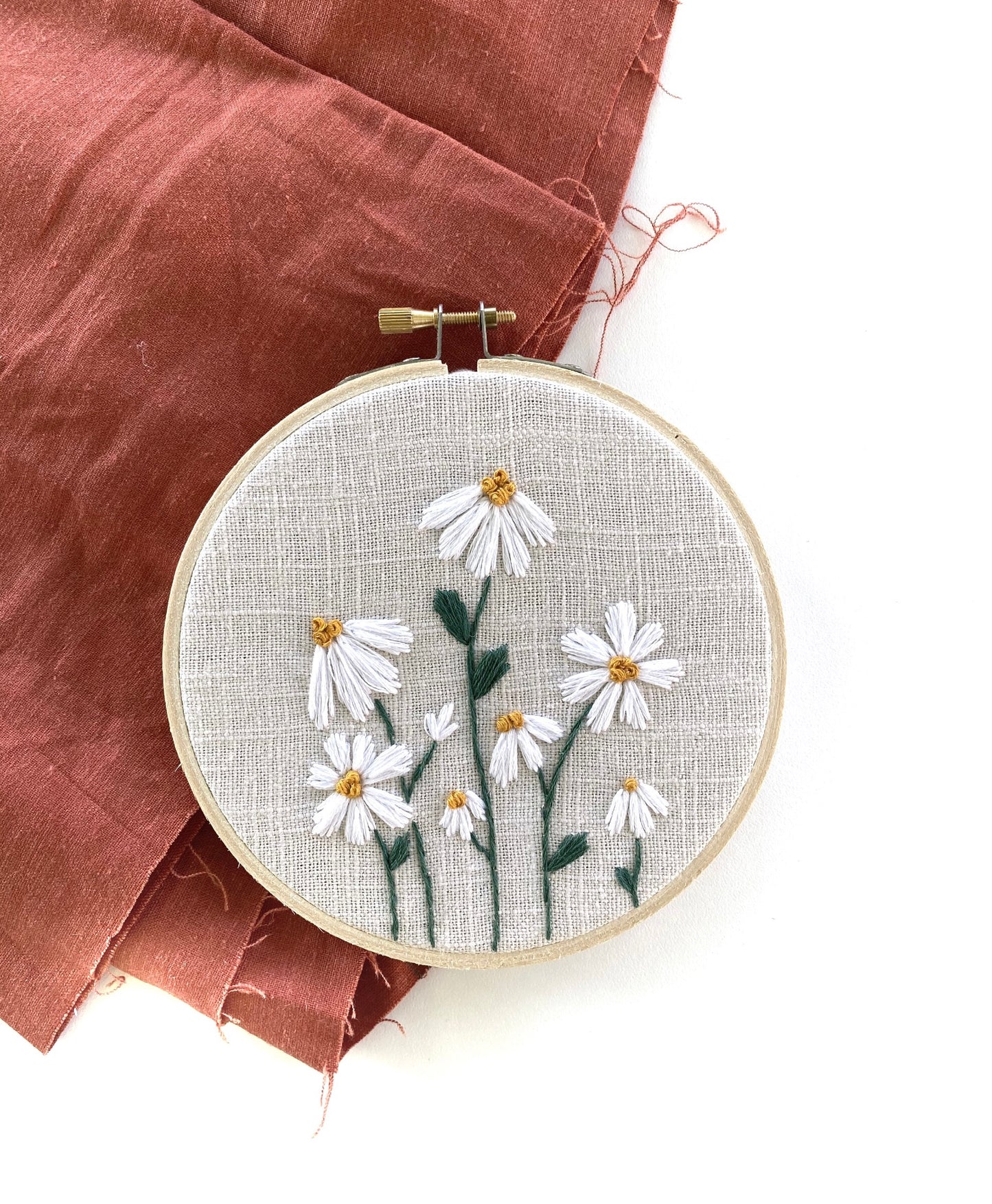 Little Daisies Embroidery Kit