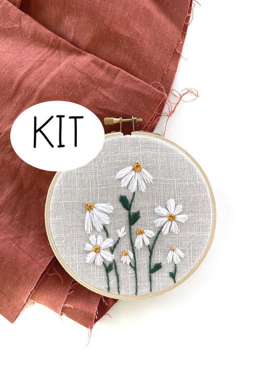 Little Daisies Embroidery Kit